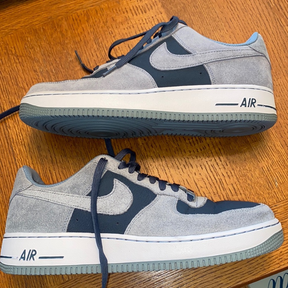 Nike Air Force 1